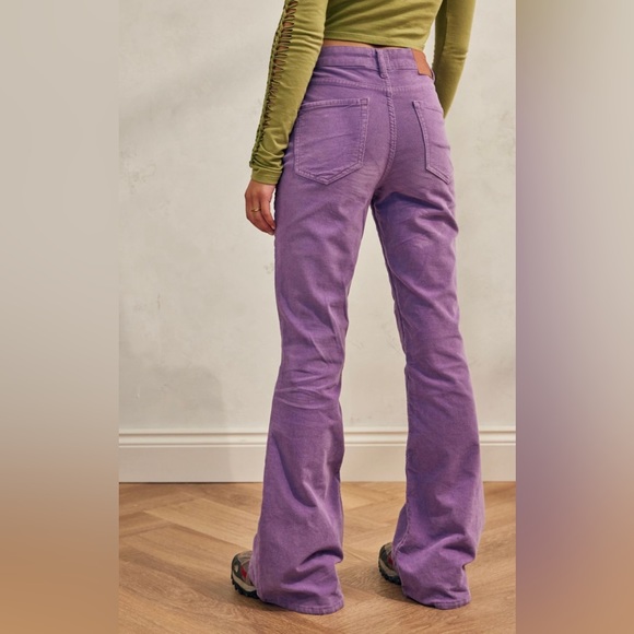 Urban Outfitters *Sold Out* London Purple Corduroy Flare Pants Sz 32x32 BNWT - Picture 6 of 7